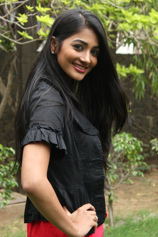 Kavya Madhavan xxx tamil flickor nude fan
